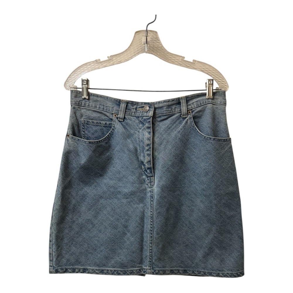 Bill Blass Classic Blue Denim Mini Skirt. Size 10P. - Picture 2 of 4